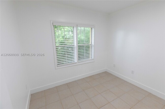 3445 Franklin Ave Unit A