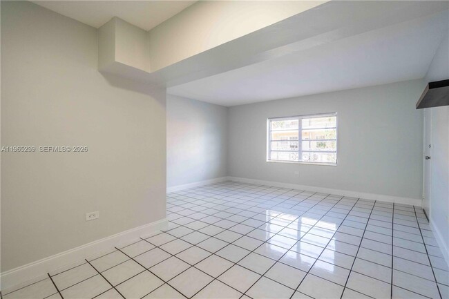 Photo - 439 NE 82nd St Unit 2