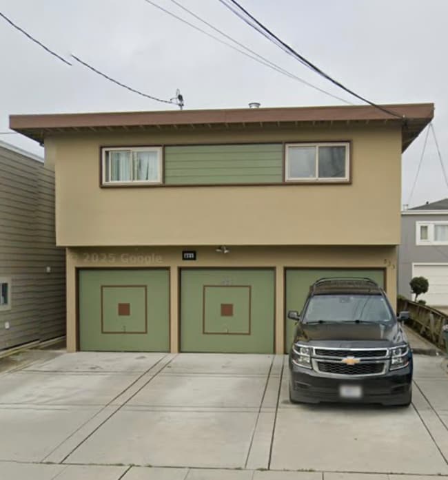 Building Photo - 823 Easton Ave Rental