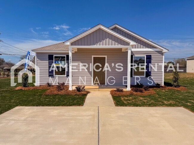 Photo - New Construction Home for Rent in Tuscaloosa, AL!