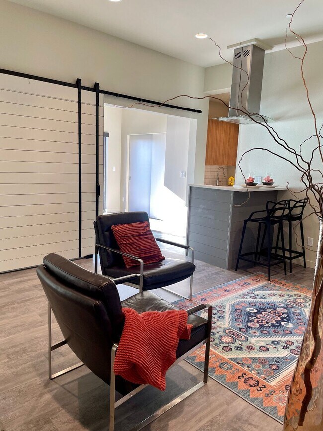 Photo - 178 Bow Rd Unidad Fox Island Apartment