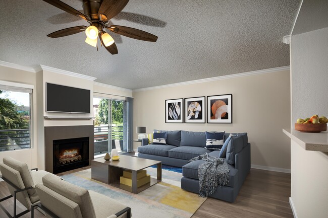 Building Photo - Warner Pointe Rental