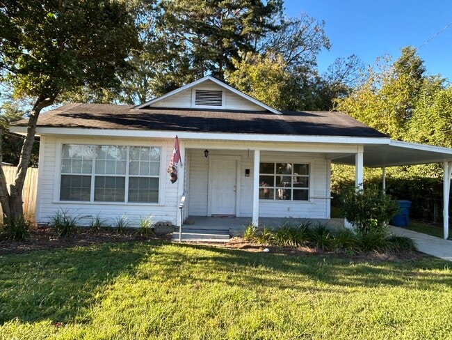 Building Photo - 409 E Barnard St