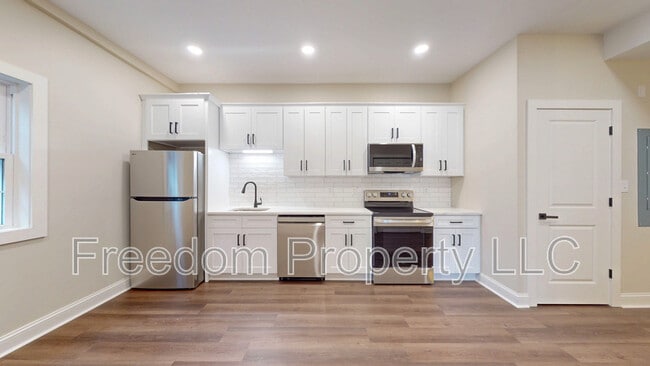 Photo - 130 Center St Unit 3