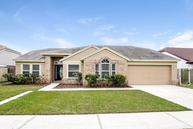Building Photo - 2640 Rolling Broak Dr