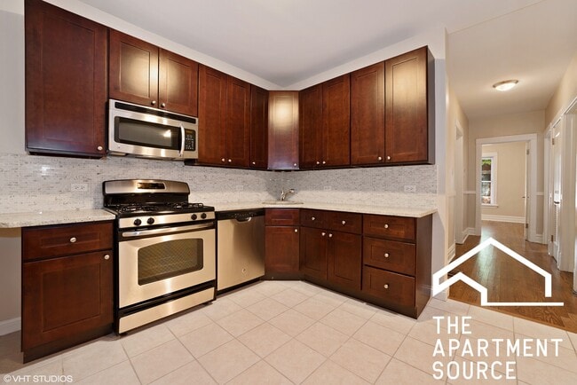 Building Photo - 1806 N Sheffield Ave Unit 1