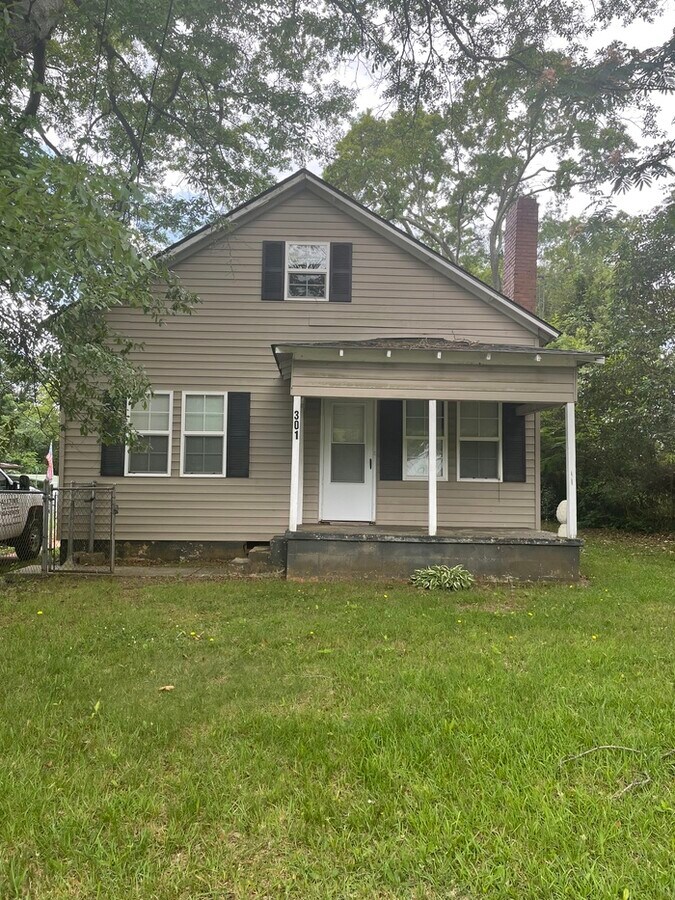 Westside Spartanburg Home Rental For Rent in Spartanburg, SC