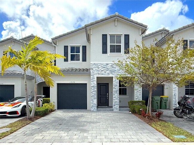 Photo - 1060 SE 26th Ter
