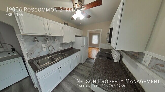 Photo - 19006 Roscommon St