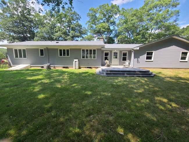 Photo - 426 S County Trail Unit 426 South County Trail