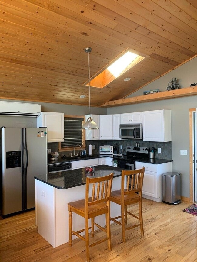 Photo - 357 Fincastle Estates