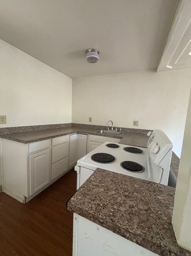 Photo - 620 E 19th Ave