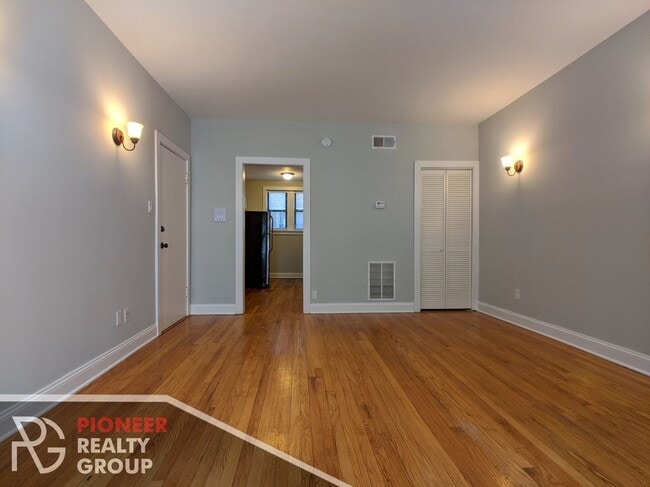 4034 N Ashland Ave Unit 4038-E1