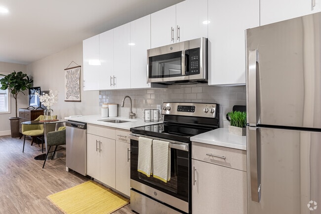 Studio - Kitchen