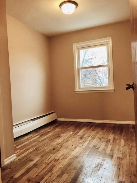 Photo - 135-32 82nd Ave