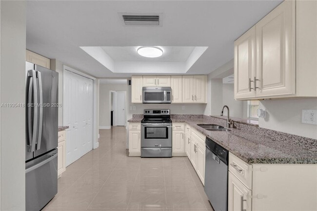 Photo - 8400 NW 25th St