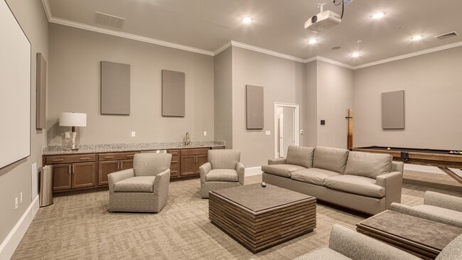 Photo - Austin Woods