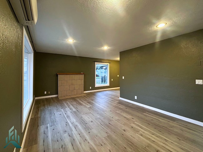 Photo - 2503 8th Ave SE Unit 2503