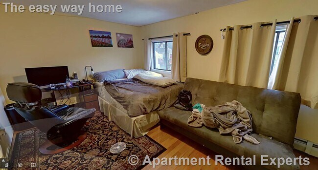 Photo - 10 Evergreen Ave Unit #2