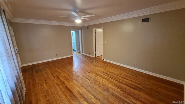 Photo - 112 Calhoun Rd