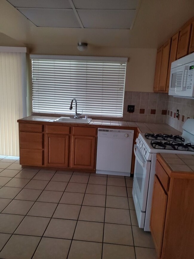 Photo - 3 bedroom 2 bath with Pool Off of Oakdale Road