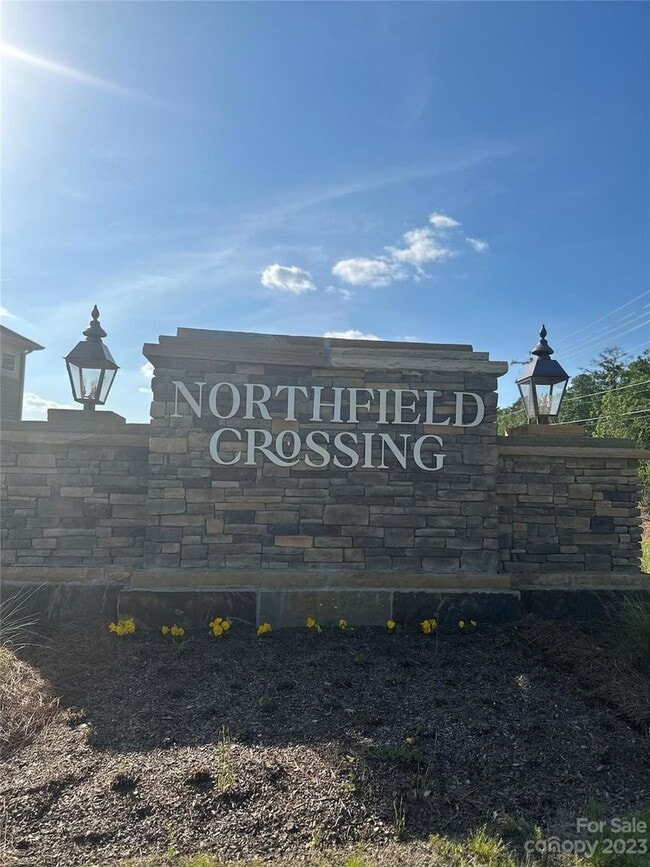 Building Photo - 9143 Northfield Crossing Dr