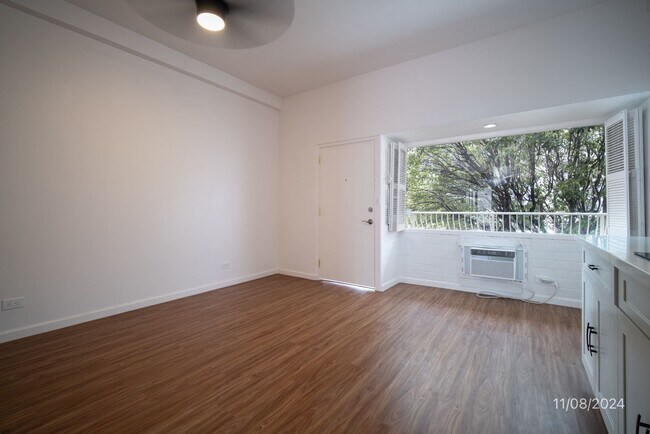Photo - $2,100 / 1 Bed / 1 Bath / 410ft² – BOUTIQUE TERRAZZA