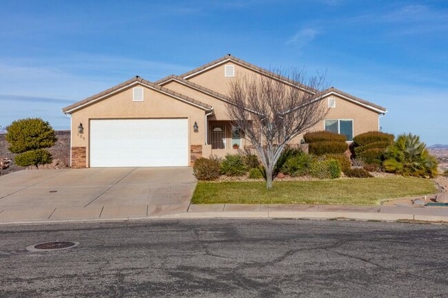 Photo - 728 Obsidian Dr Casa