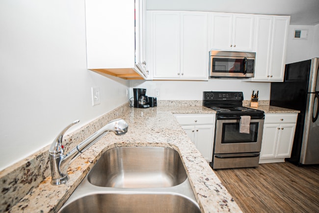 Photo - 1601 Herman St