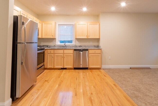 Photo - 80 N Meadows Rd Unit 101