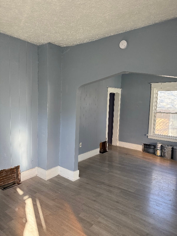 Photo - 4476 Evans St