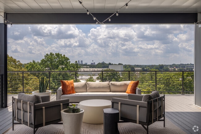 Rooftop Lounge Area - Lofts at Whitaker Park