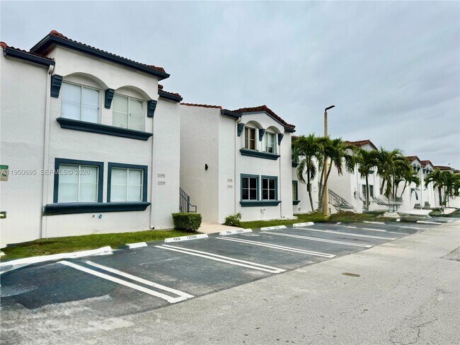 Photo - 12514 NW 11th Trail Unit 204