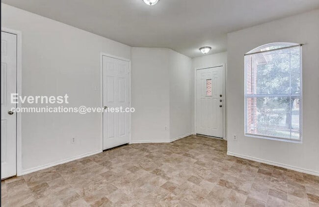 5636 Liberton Ln