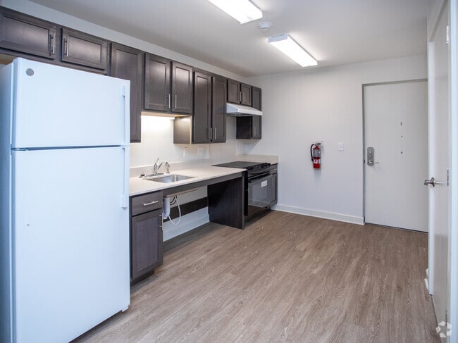 1BR,1BA-580SF-Handicapped Accessable