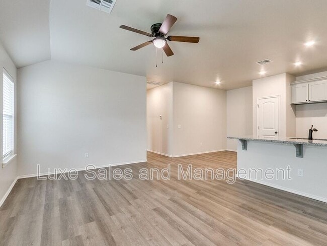 Photo - 10716 Lawson Pl Rd