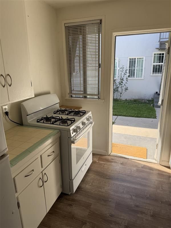 Photo - 3477 Carmona Ave