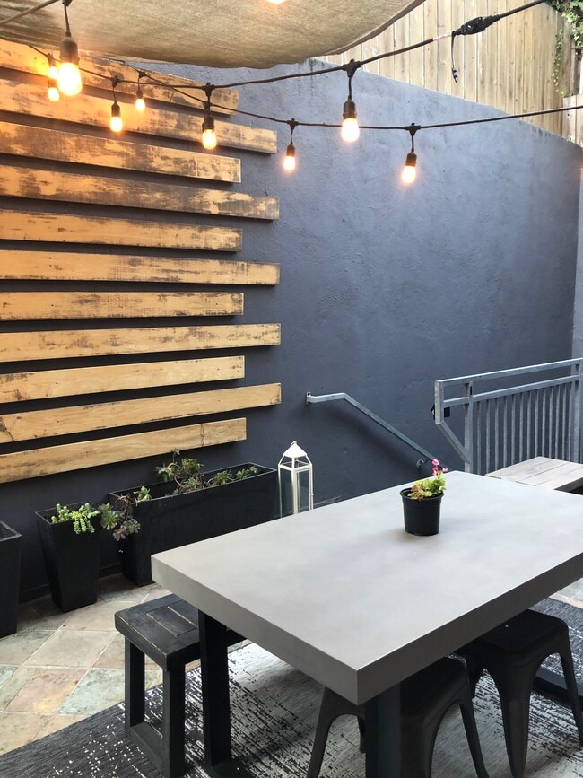 Photo - 3750 Market St Unit A