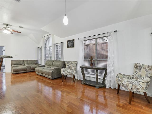 Photo - 2136 Walden Pl