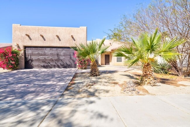 Building Photo - 30595 Sierra Pl