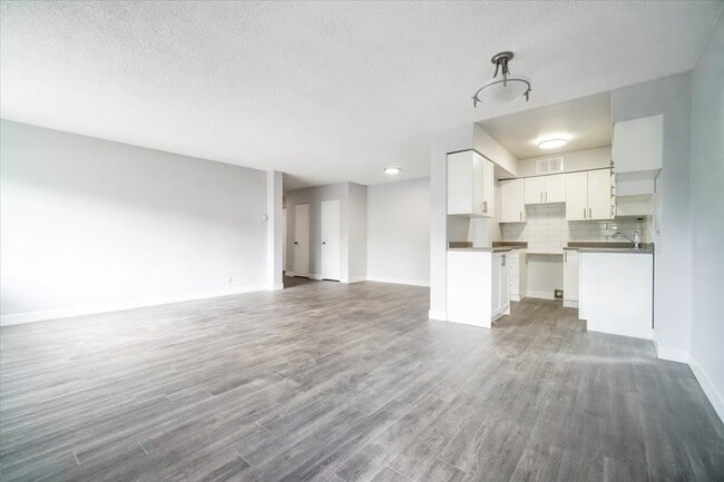 Hillcrest Manor Apartments
