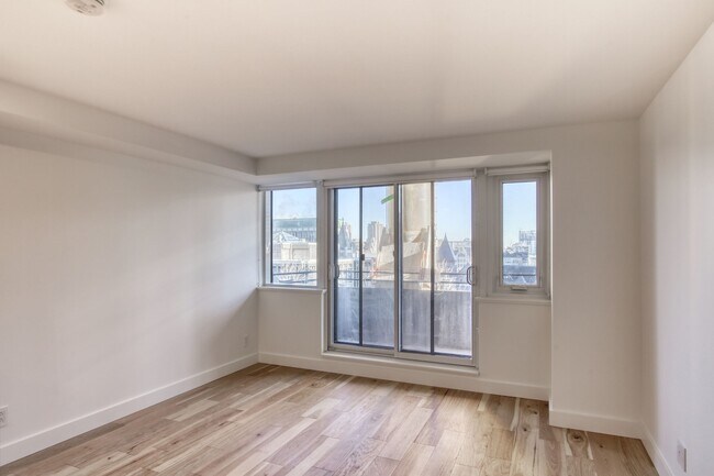 Photo - 3460 Rue Peel Unité 803