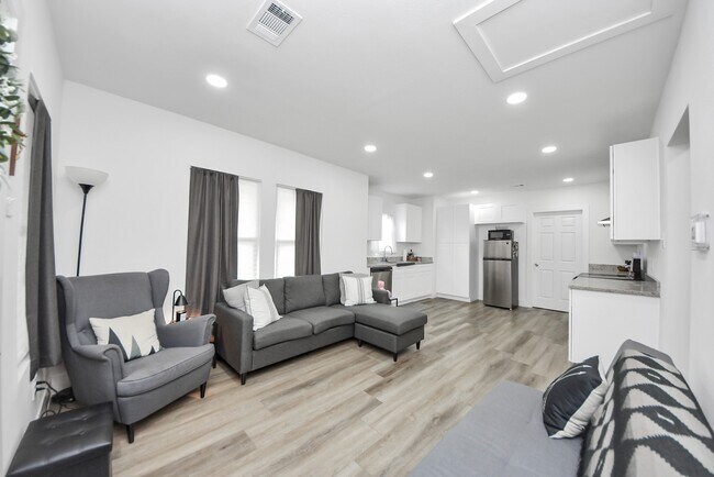 Photo - 3029 Beulah St