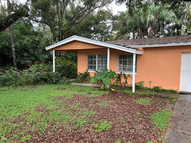 578 Vine Ave