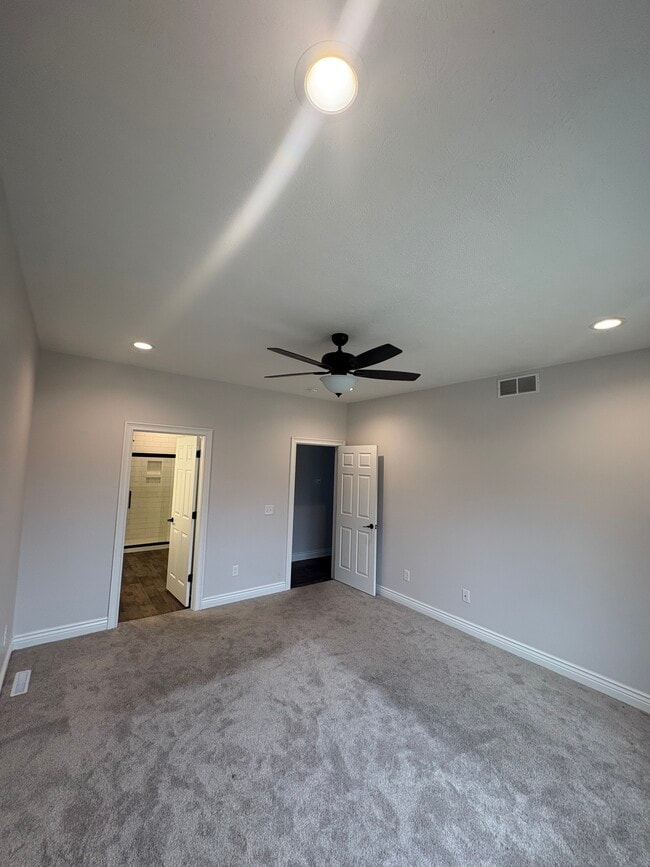 Photo - 205 Ridgeview Dr