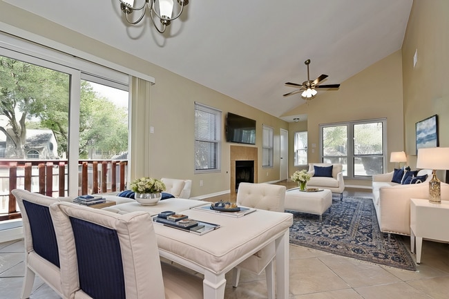 Photo - 3404-3404 Ridge Ash Unit 3402