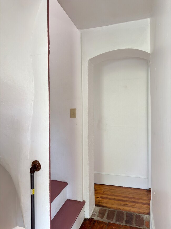 Photo - 1232 N Hancock St