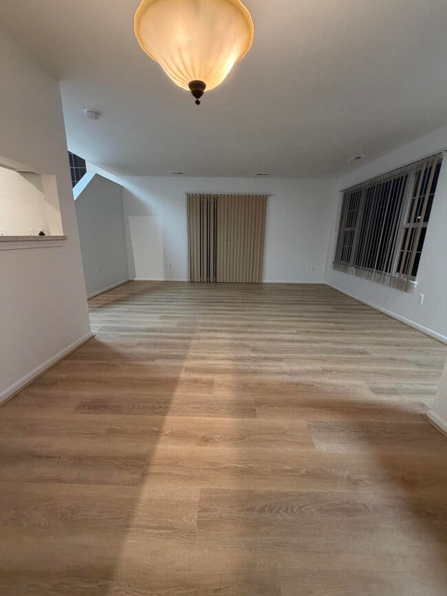 Photo - 3245 Reeves Dr