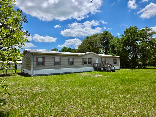 23915 NE State Rd 26