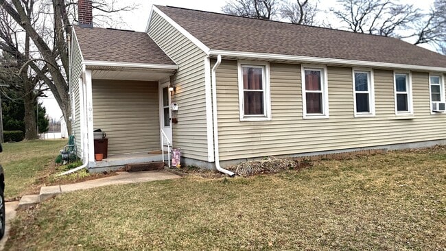 Building Photo - Coming soon!